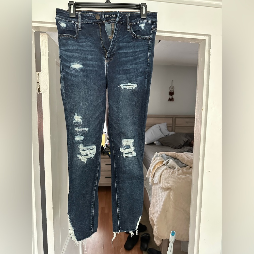AE crop jeans